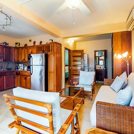 Coral Reef Condo Сан Педро Екстериор снимка