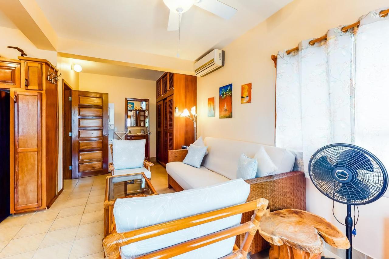 Coral Reef Condo Сан Педро Екстериор снимка